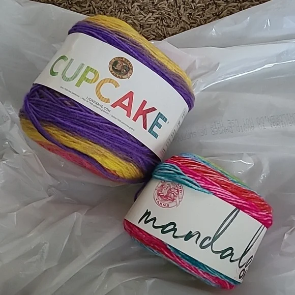 Cupcake & Mandala Ombre Yarn Lion Brand very colorful quality yarn crochet NEW ! - Picture 2 of 10